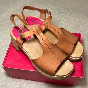 SWEDISH HASBEENS BROWN LEATHER SANDALS
